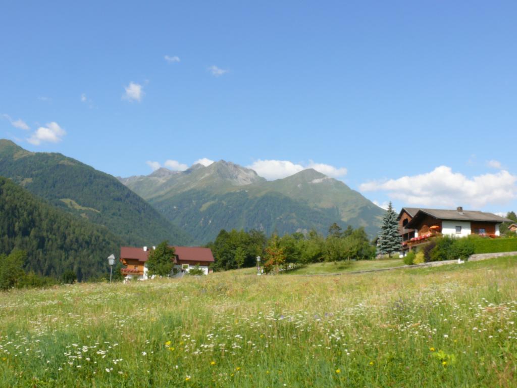 Gaestehaus Hanser Virgen Esterno foto